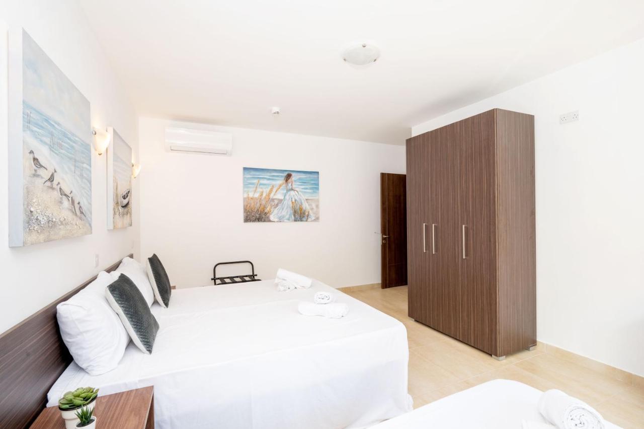 Islet Promenade Seafront 1 Bedroom Apartment With Sea View Balcony By Getawaysmalta St. Paul's Bay Exteriér fotografie