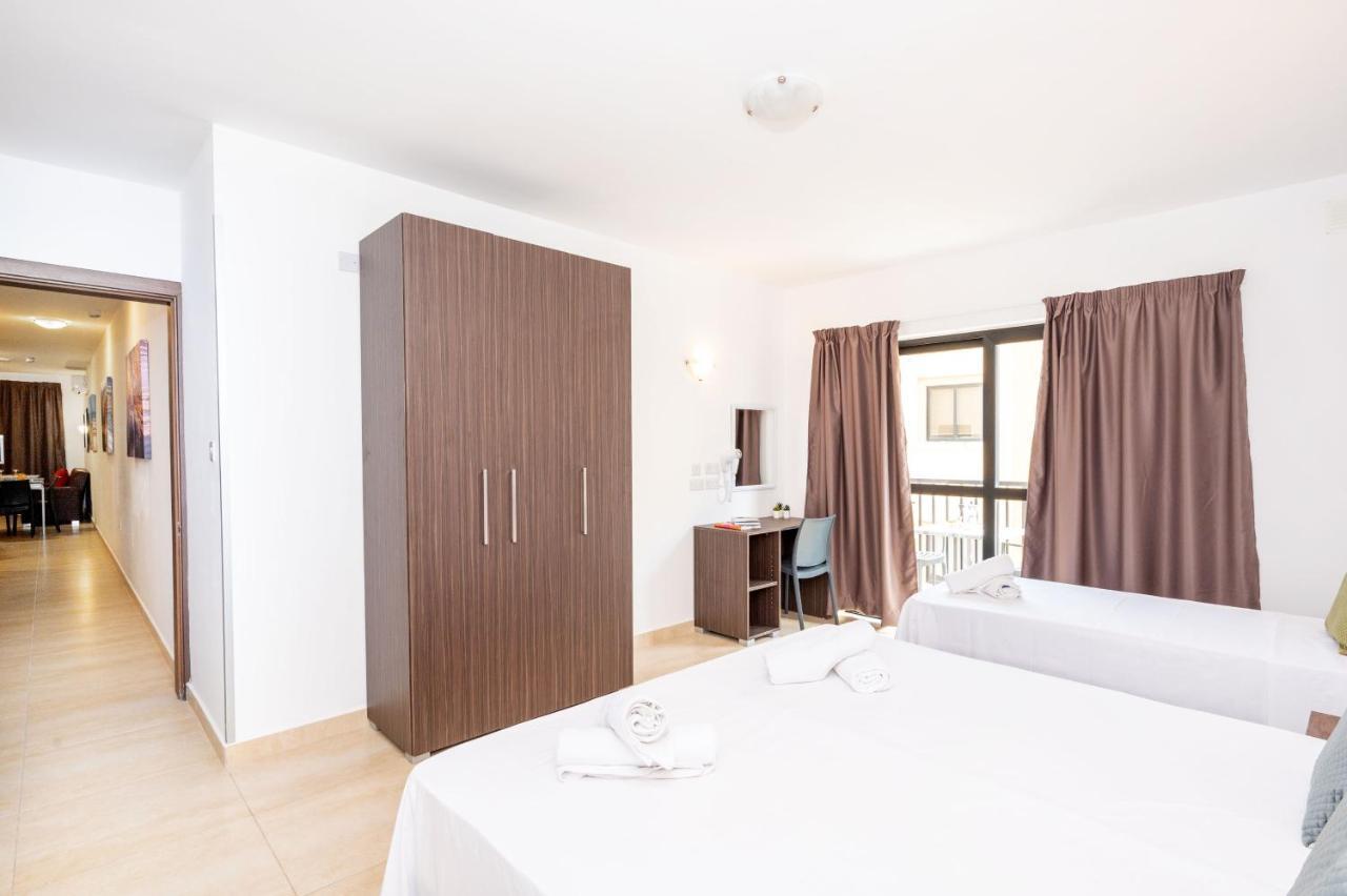 Islet Promenade Seafront 1 Bedroom Apartment With Sea View Balcony By Getawaysmalta St. Paul's Bay Exteriér fotografie