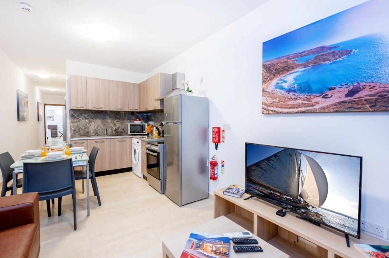 Islet Promenade Seafront 1 Bedroom Apartment With Sea View Balcony By Getawaysmalta St. Paul's Bay Exteriér fotografie